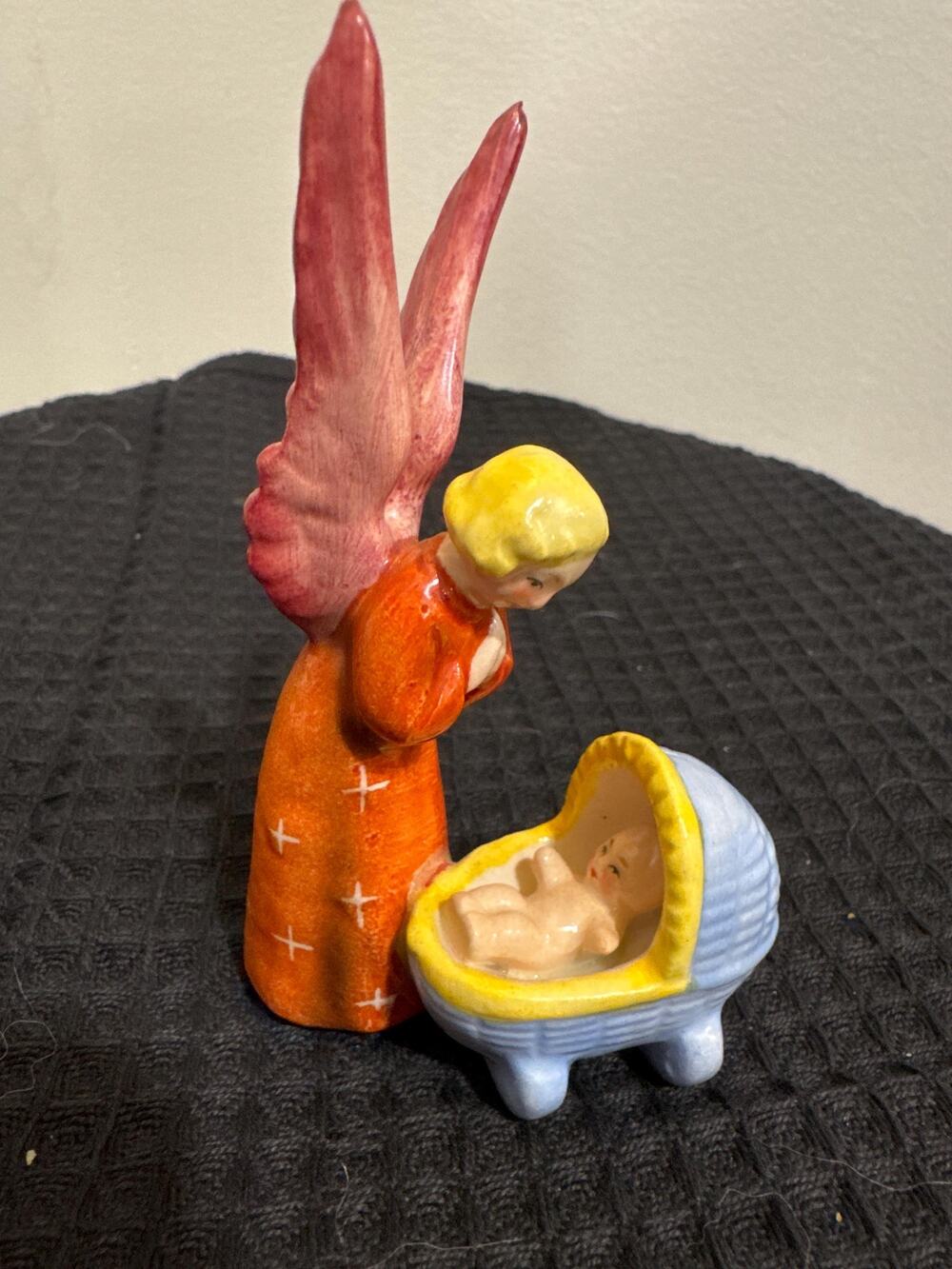 Vintage Rare Goebel Hummel Germany Guardian Angel And Baby In Bassinet Figurine
